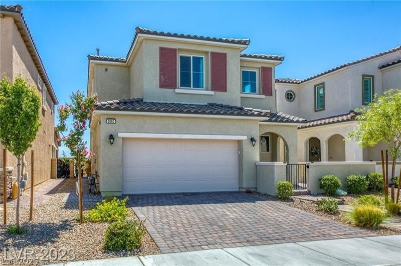 8060 Skye Dragon Street – photo 1