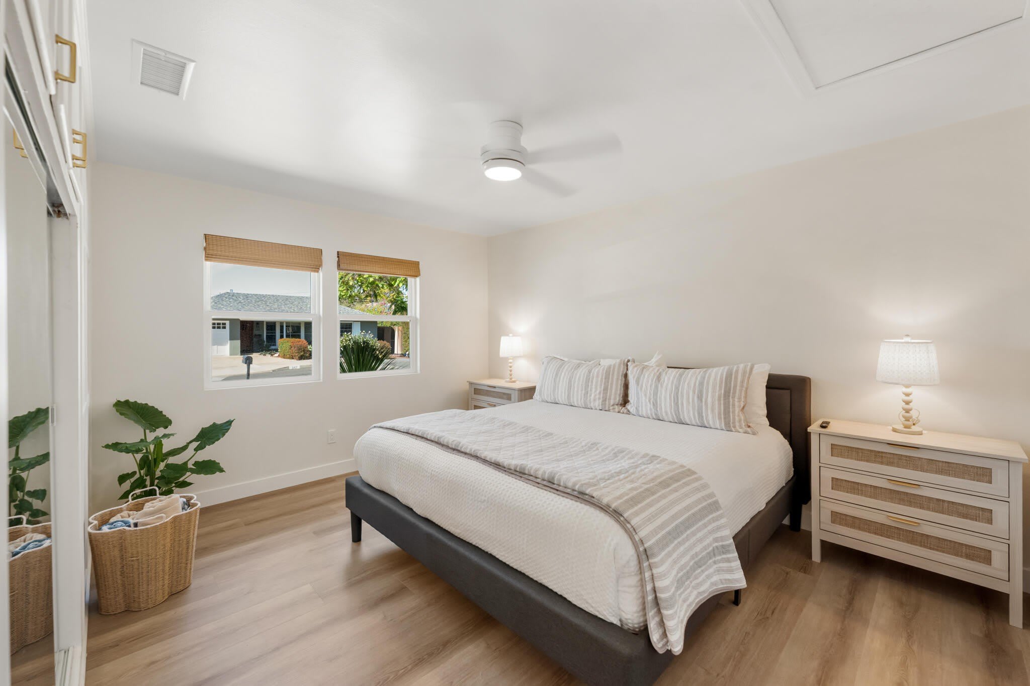 242 La Marina – photo 4