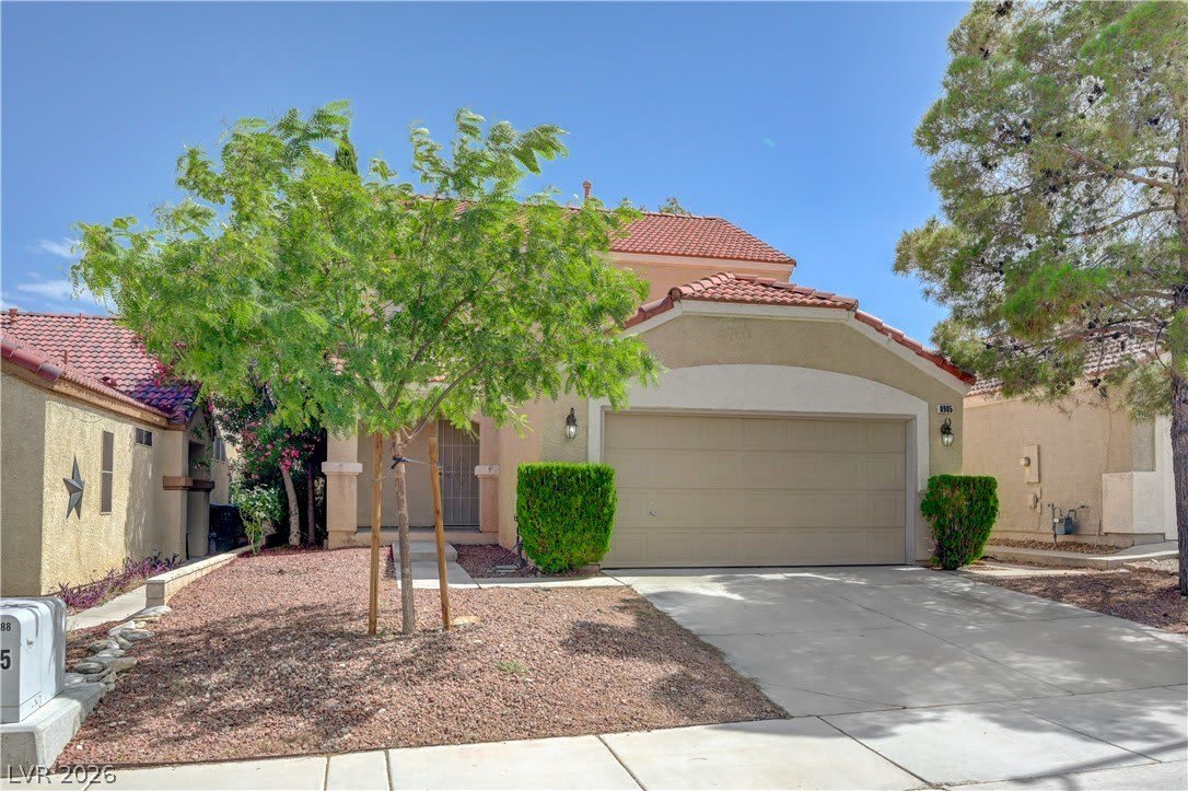 8905 Colorful Pines Avenue – photo 2