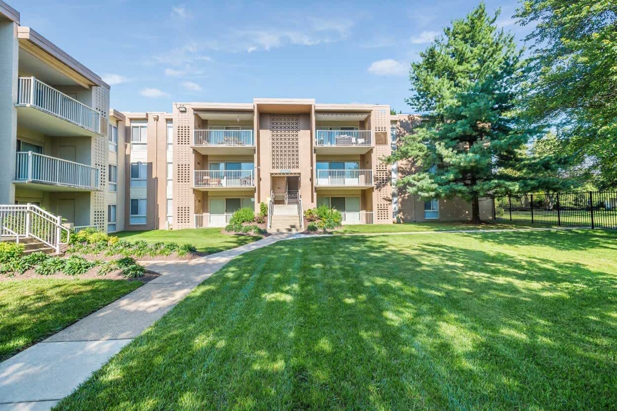 Lerner Surrey Square Apartments – photo 4