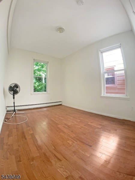 54 Gates Ave – photo 5
