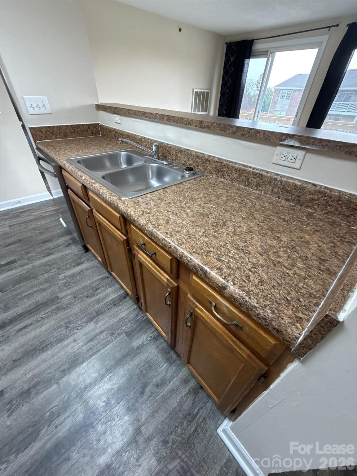 1604 Arlyn Circle – photo 5