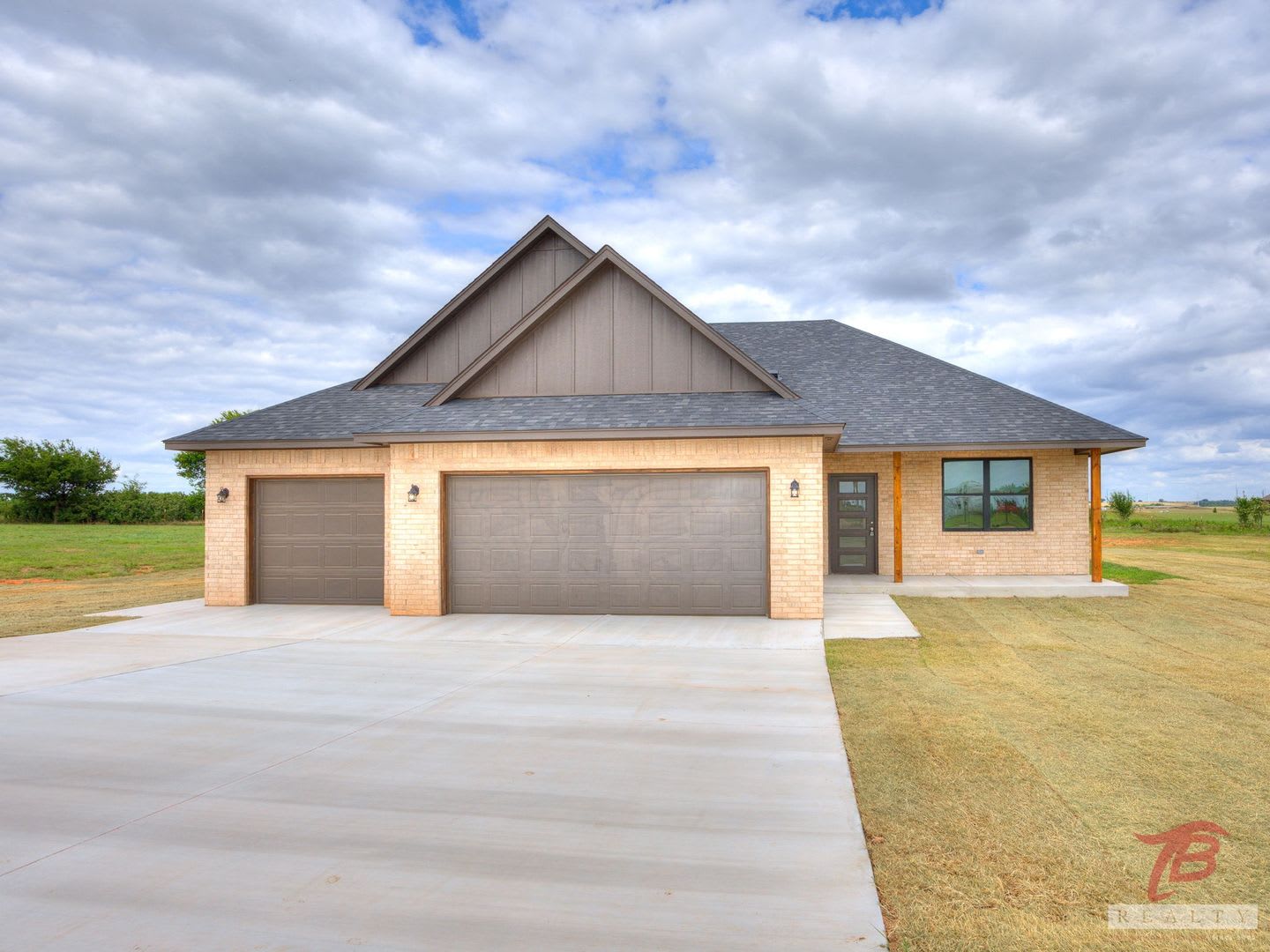 Brand-New Home for Sale in Chisholm Trail Estates – photo 2