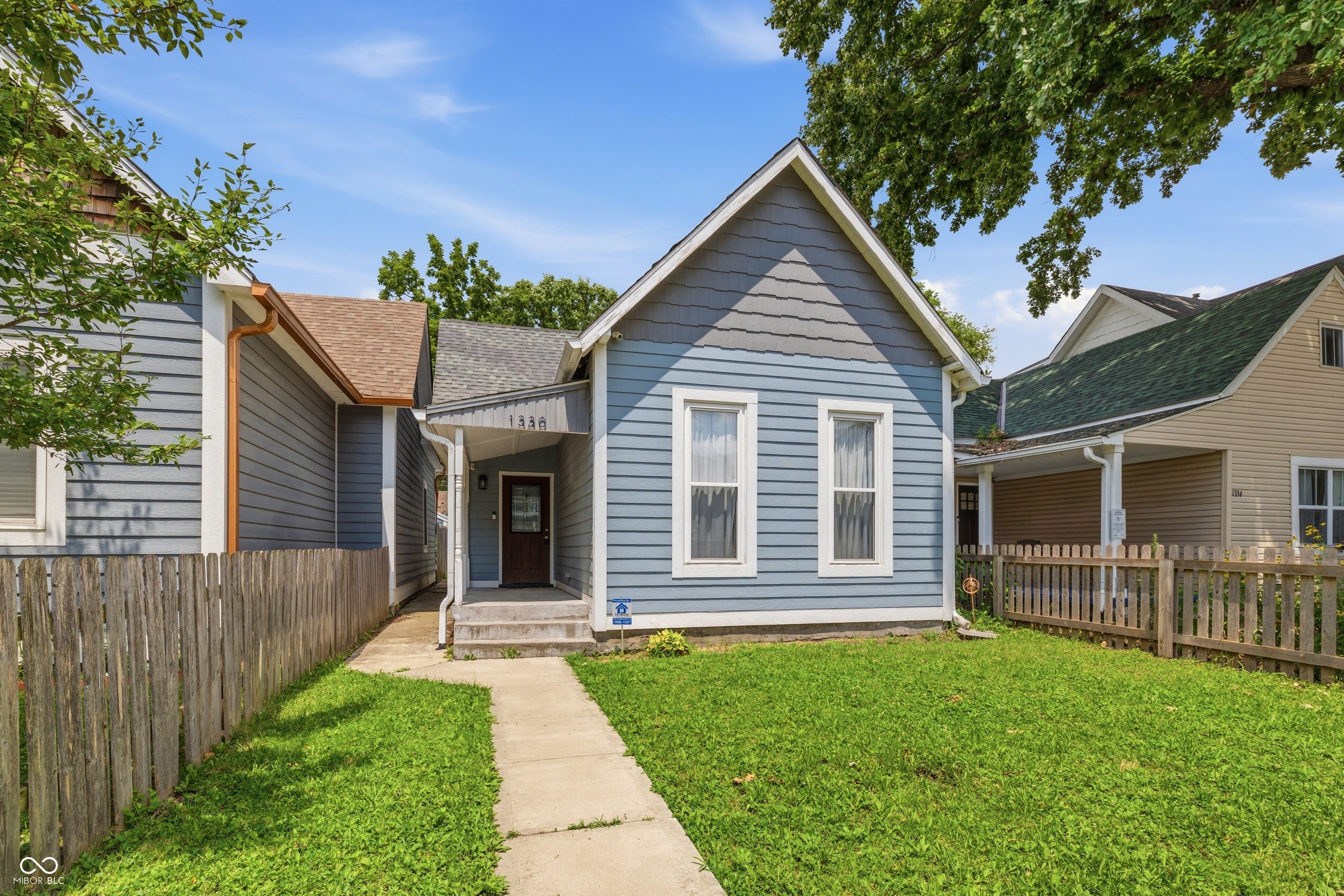 1330 Lexington Avenue – photo 2