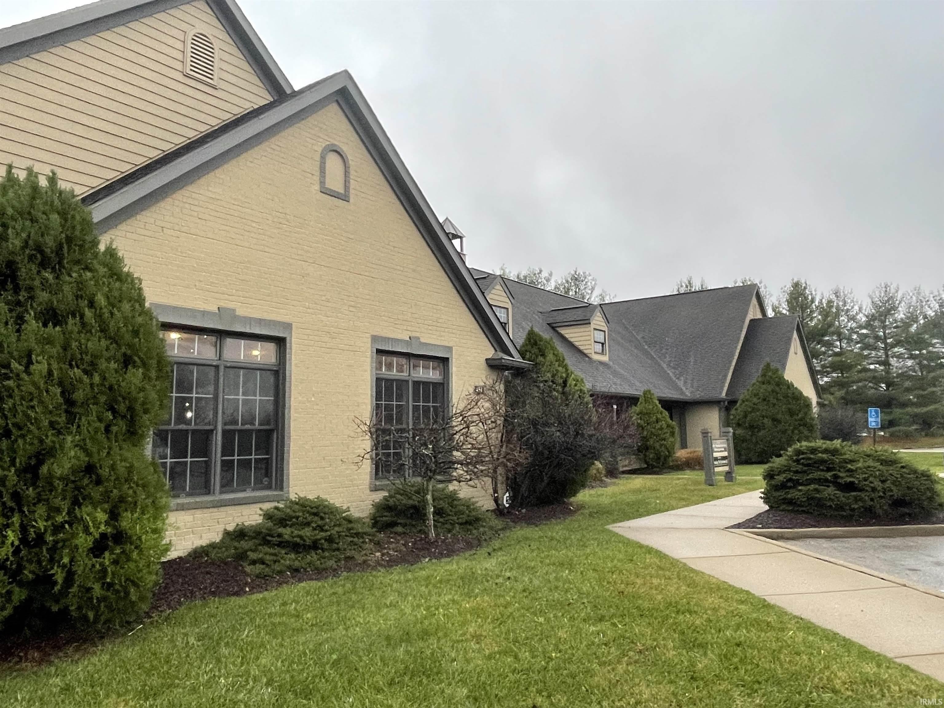 451 S Park Ridge Road – photo 1