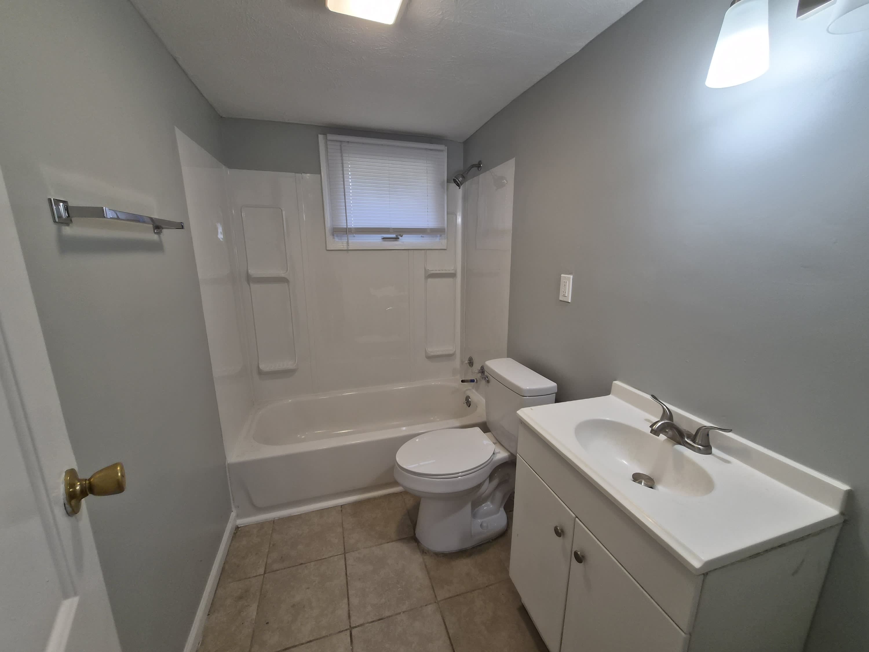 4709 Ribble Road – photo 3