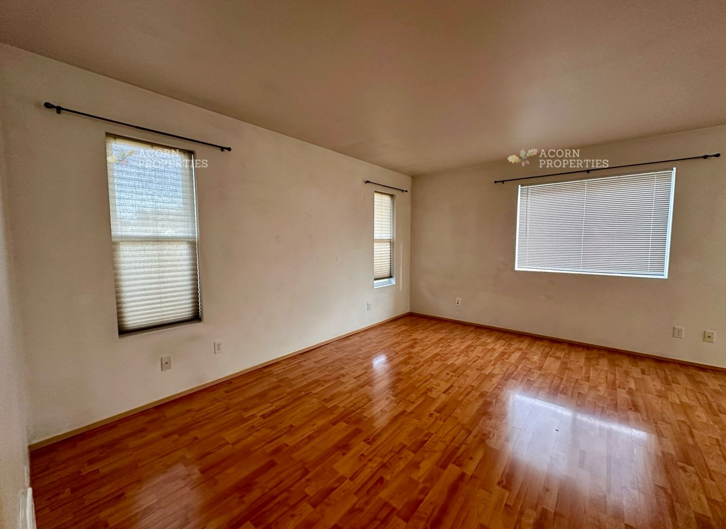 402 NW Meadow Court – photo 4