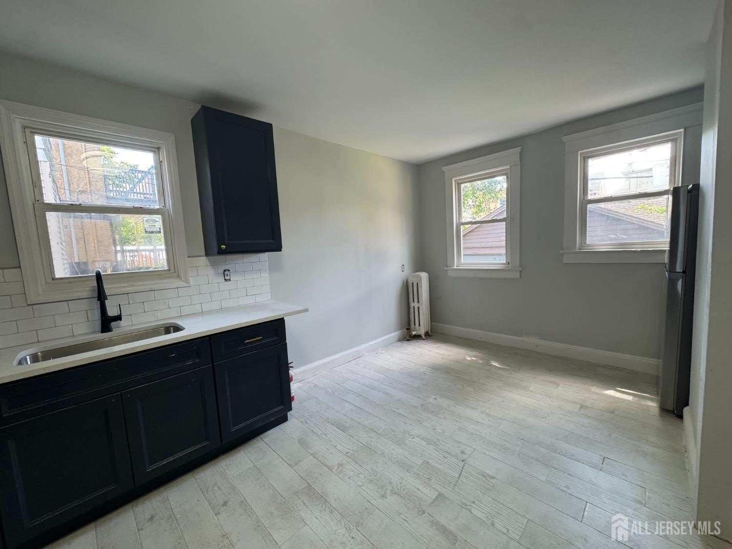 266 Sandford Street – photo 3