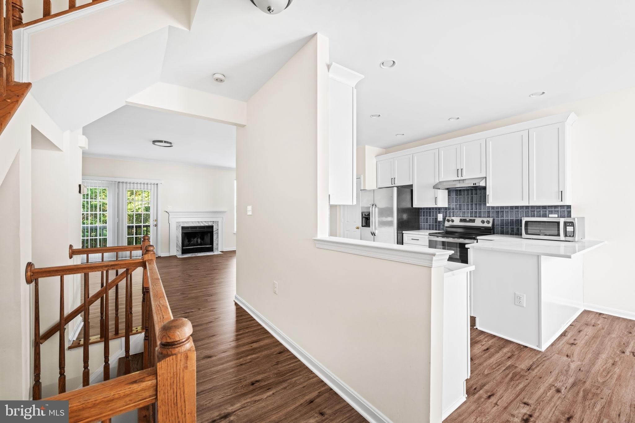 2902 Jessica Court – photo 5