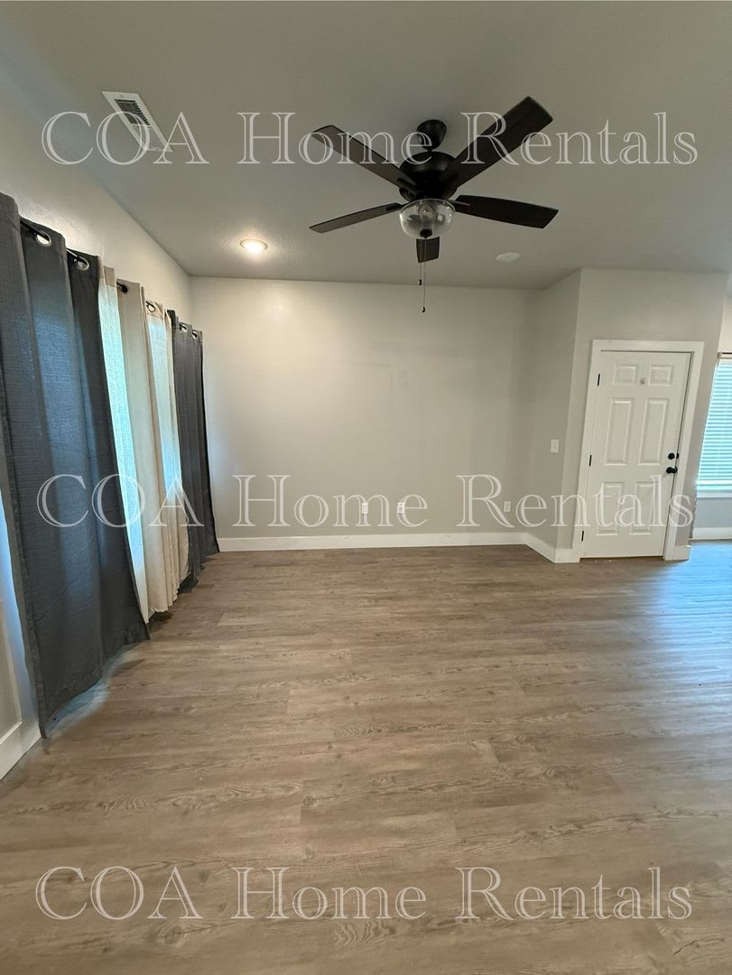 Great West Side Location – photo 4
