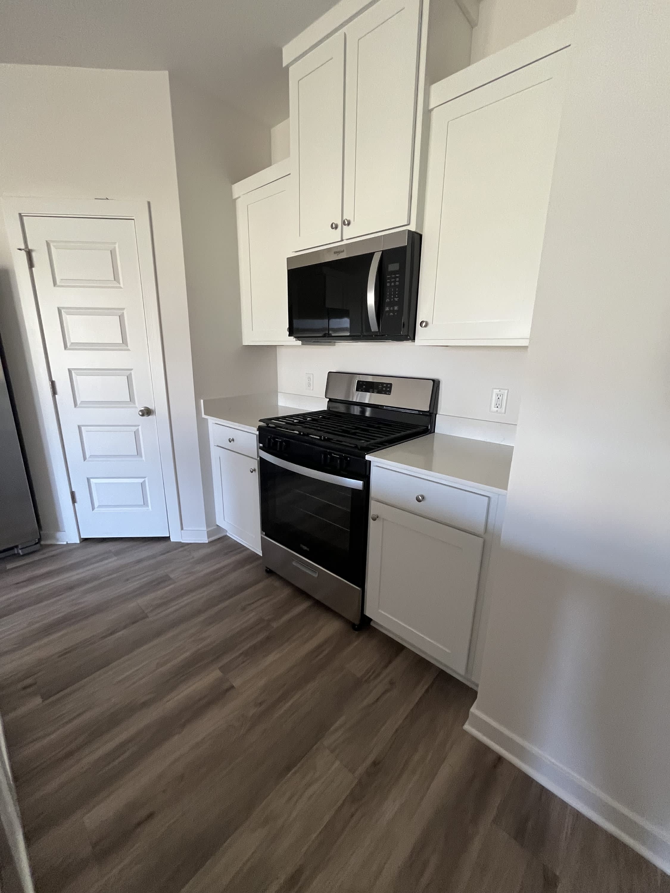 525 Arizona Street – photo 5