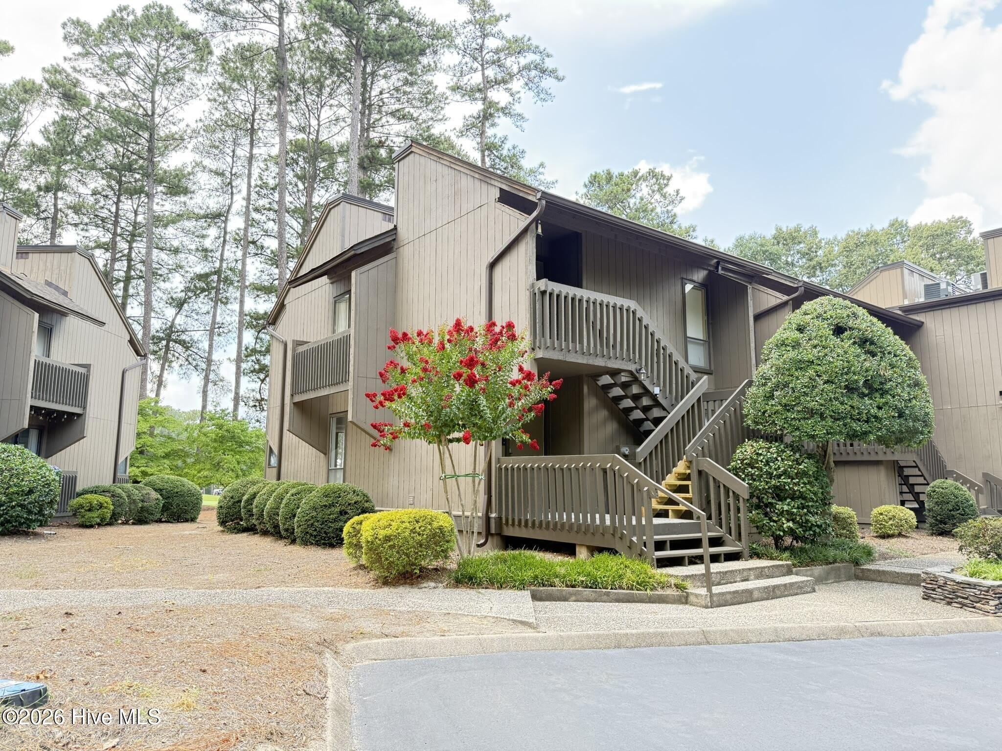 10 Pine Tree Road – photo 2