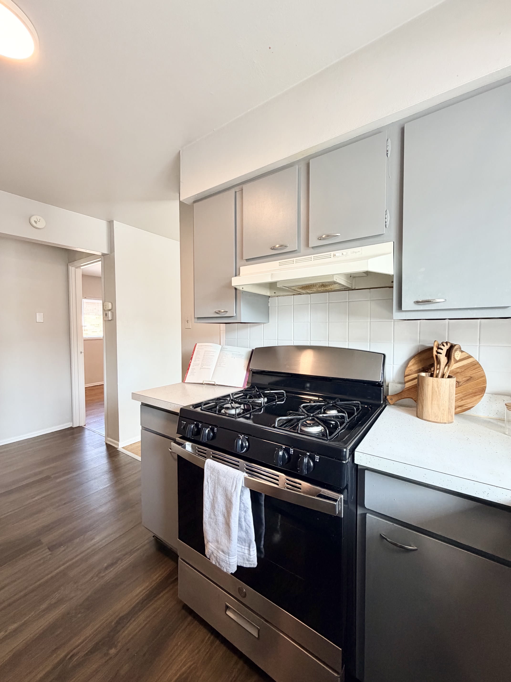 2827 Lemay Ferry Rd – photo 2