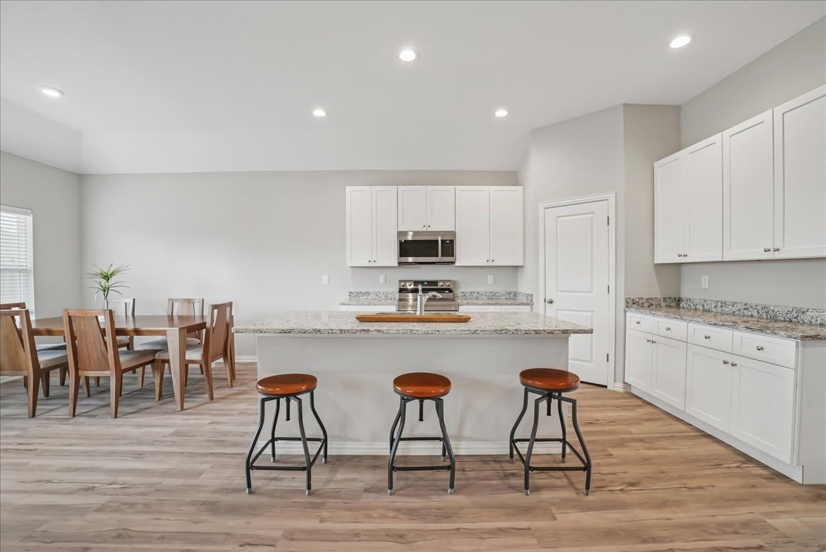 4802 Delano Street – photo 5