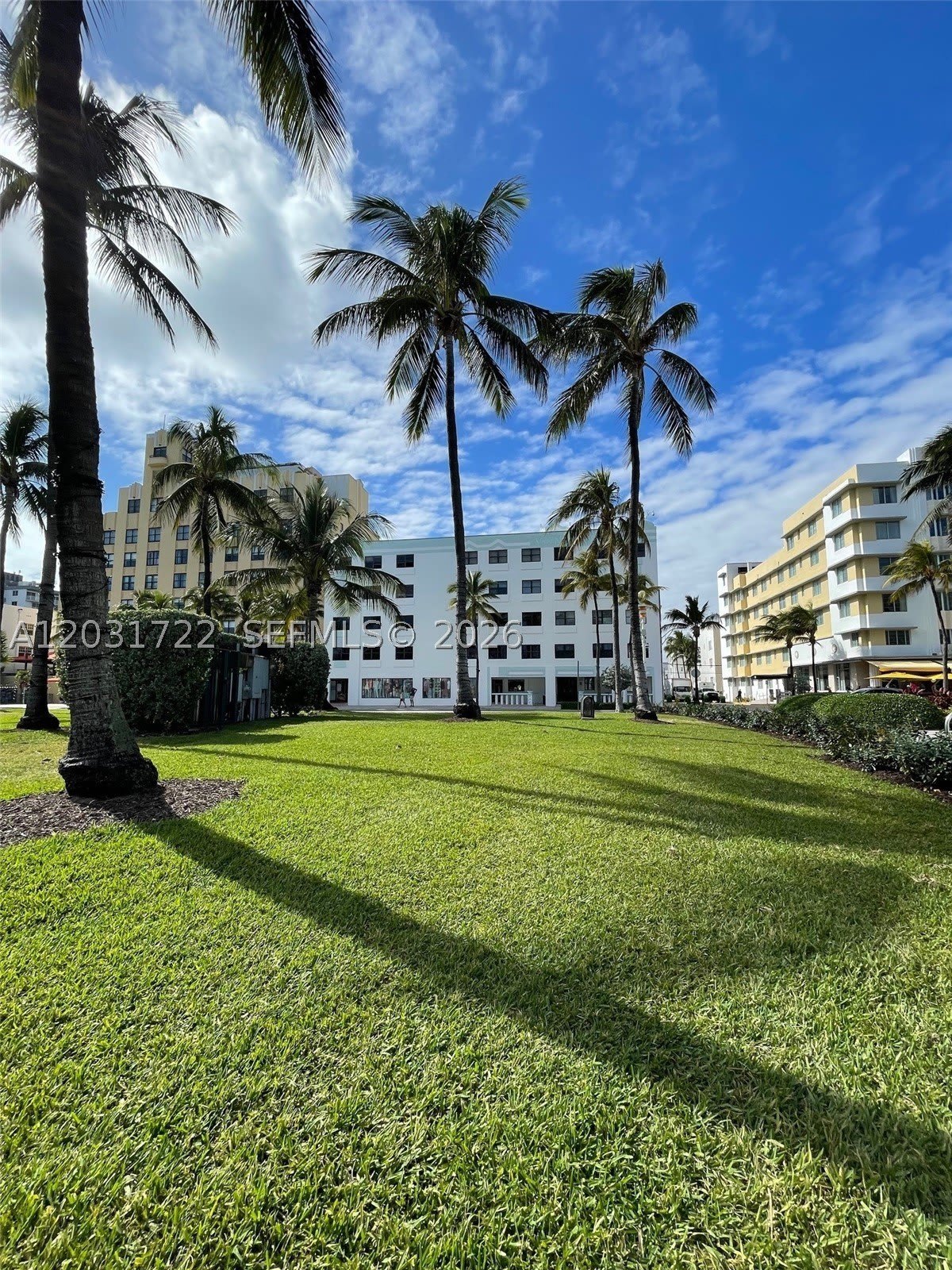 1390 OCEAN DRIVE – photo 2