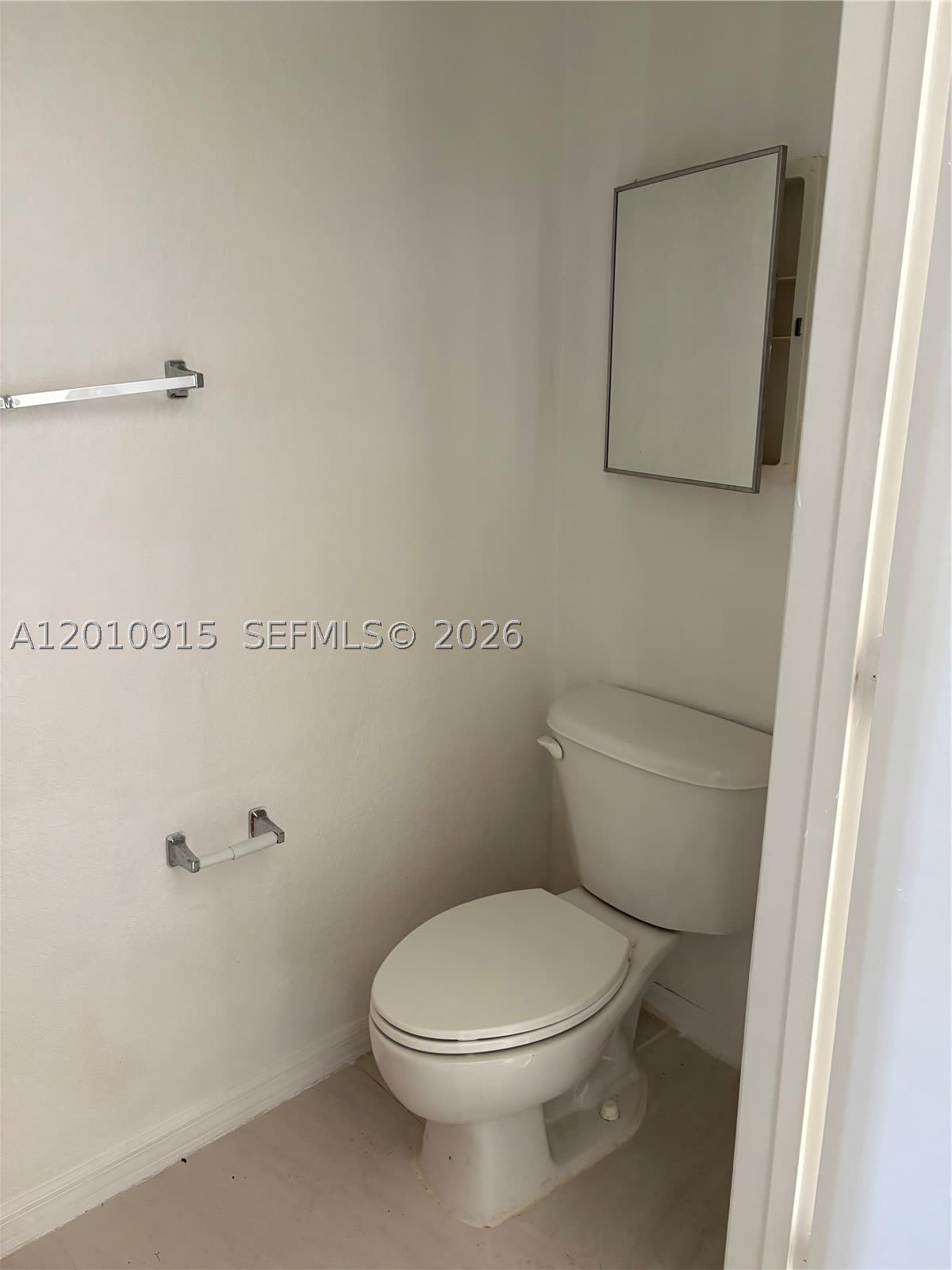 2086 Ne 167Th St – photo 4