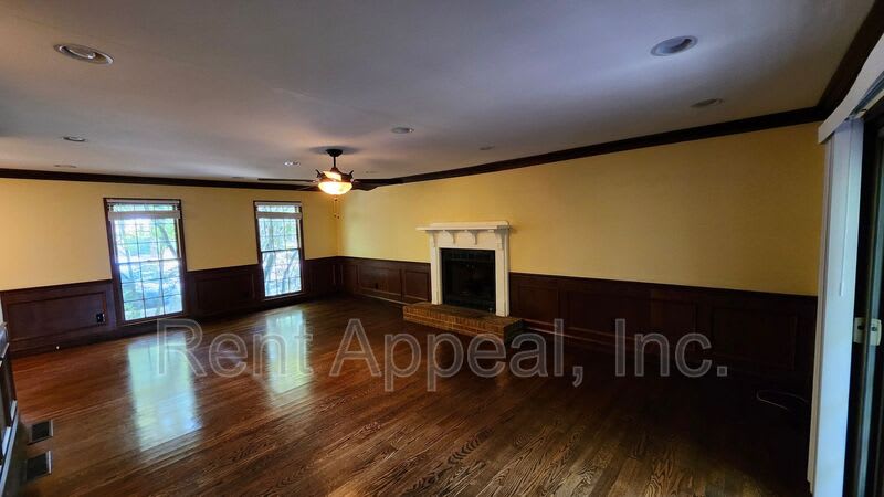 310 Milesford Ct. – photo 5