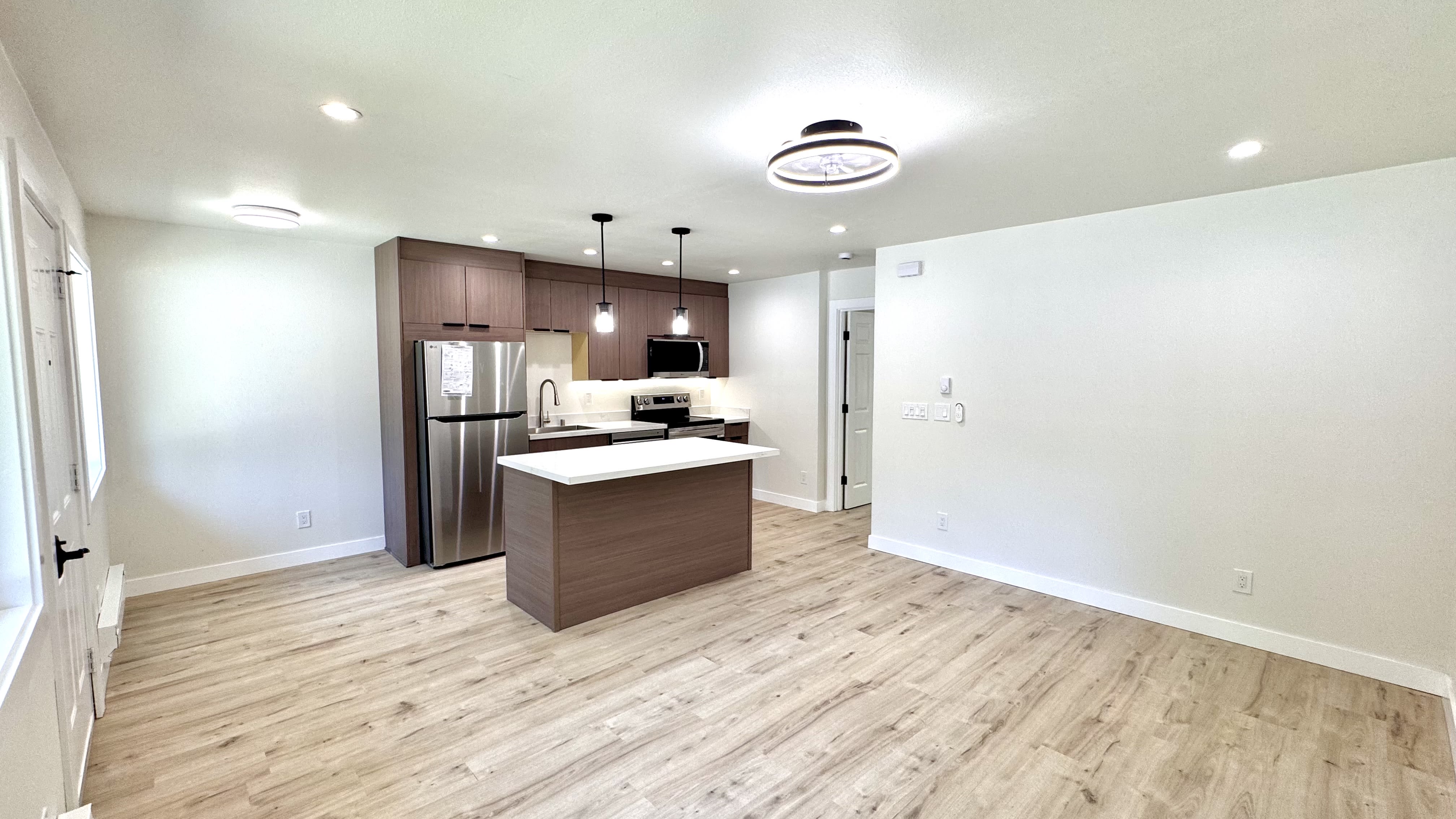 8814 236th St Sw – photo 2