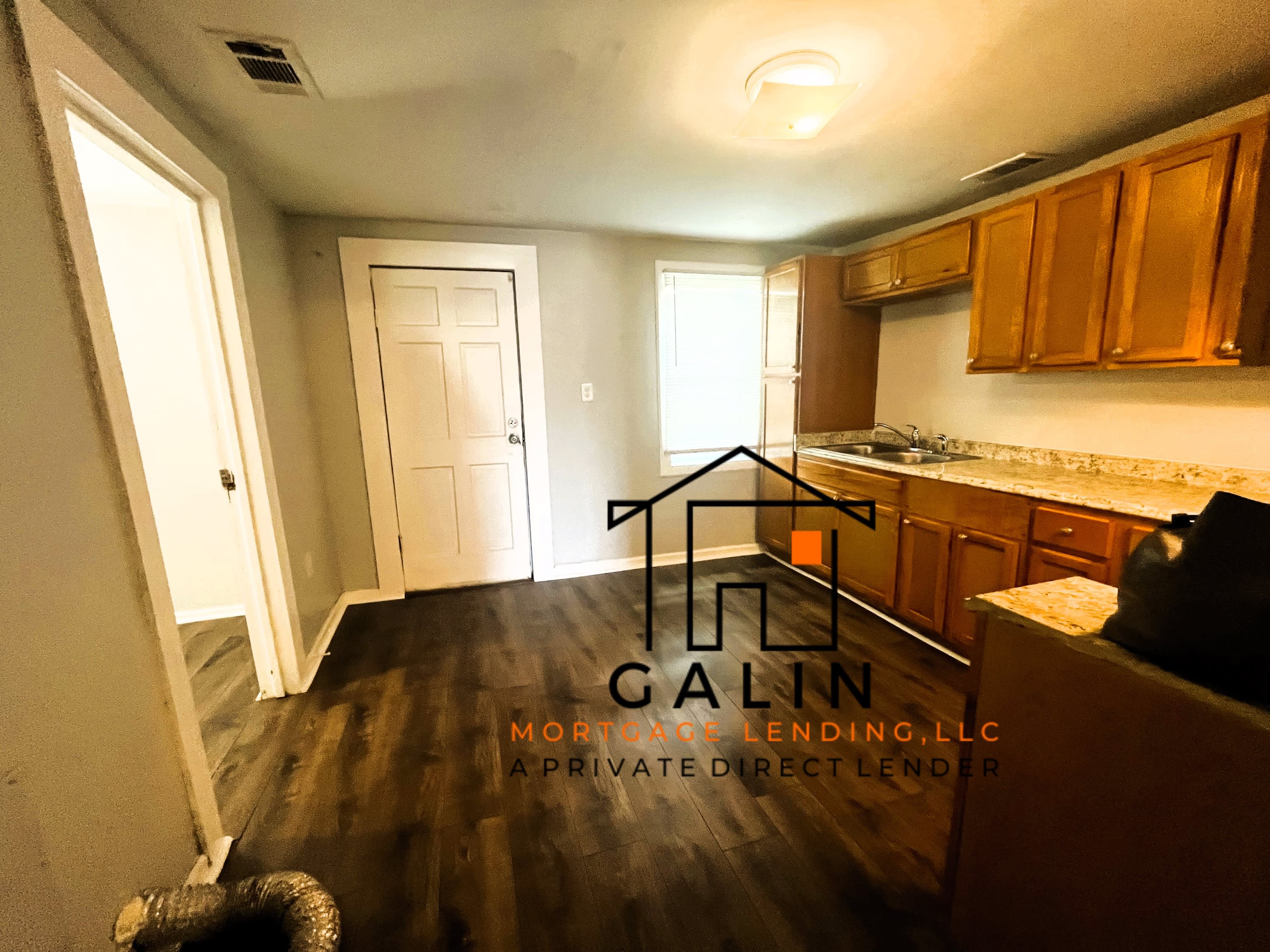 1330 Golden Street – photo 3