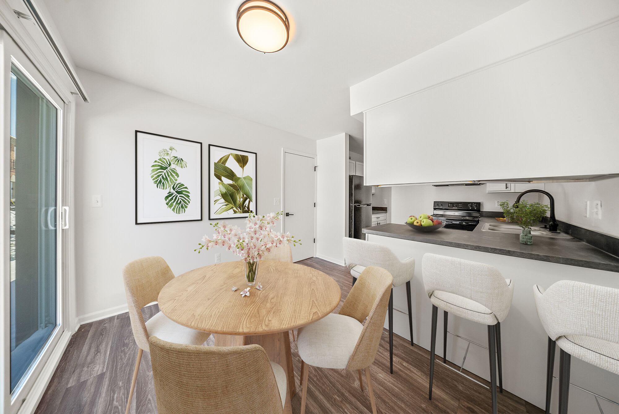 Sutton Place – photo 4