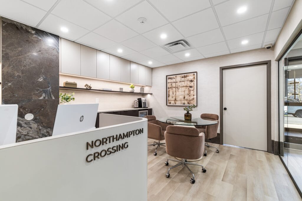 Northampton Crossing – photo 1