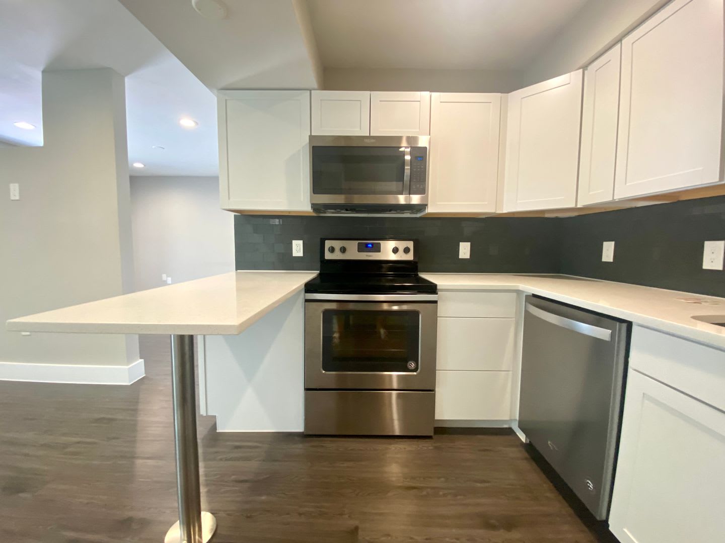 Remodel Condo – photo 3