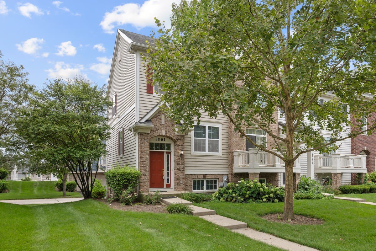 3061 Hughsdale Street – photo 2