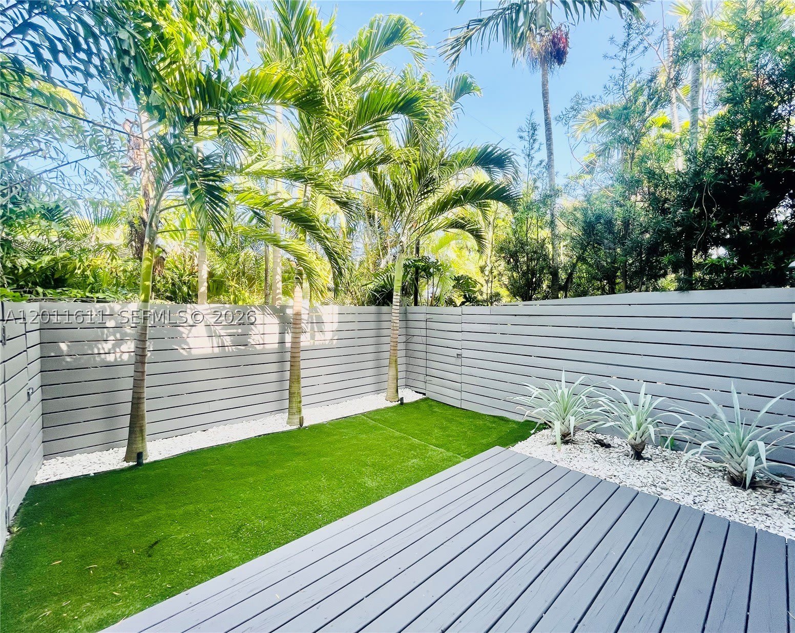 822 NE 19th Ave – photo 5