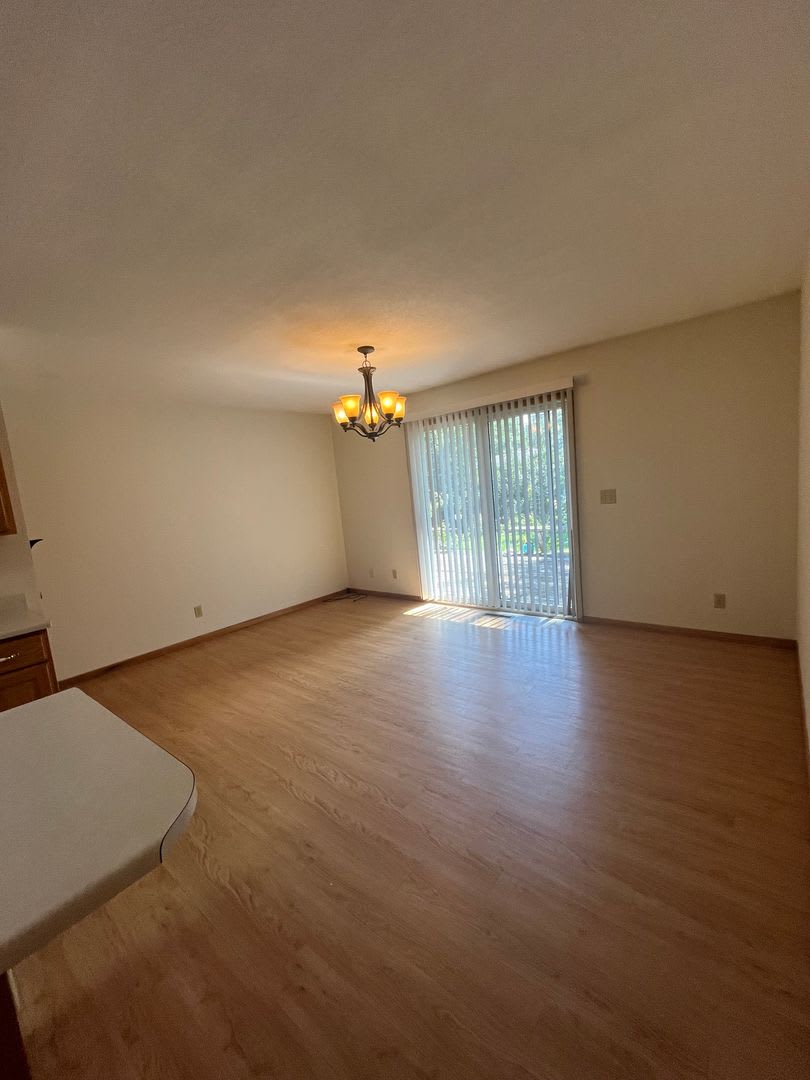 2 Bedroom 1.5 Bath Condo – photo 5