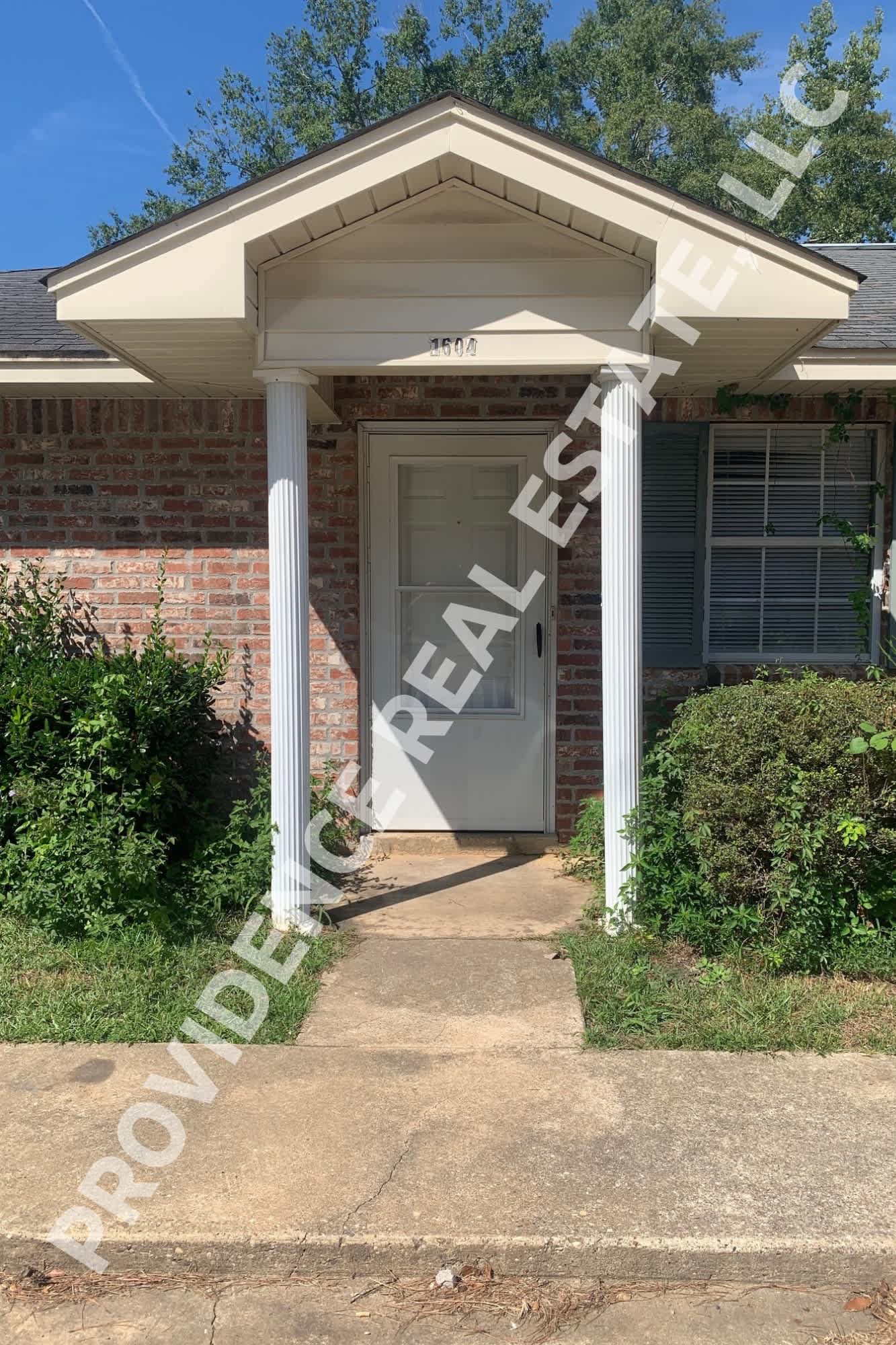 1604 South Barnett Springs Street – photo 1