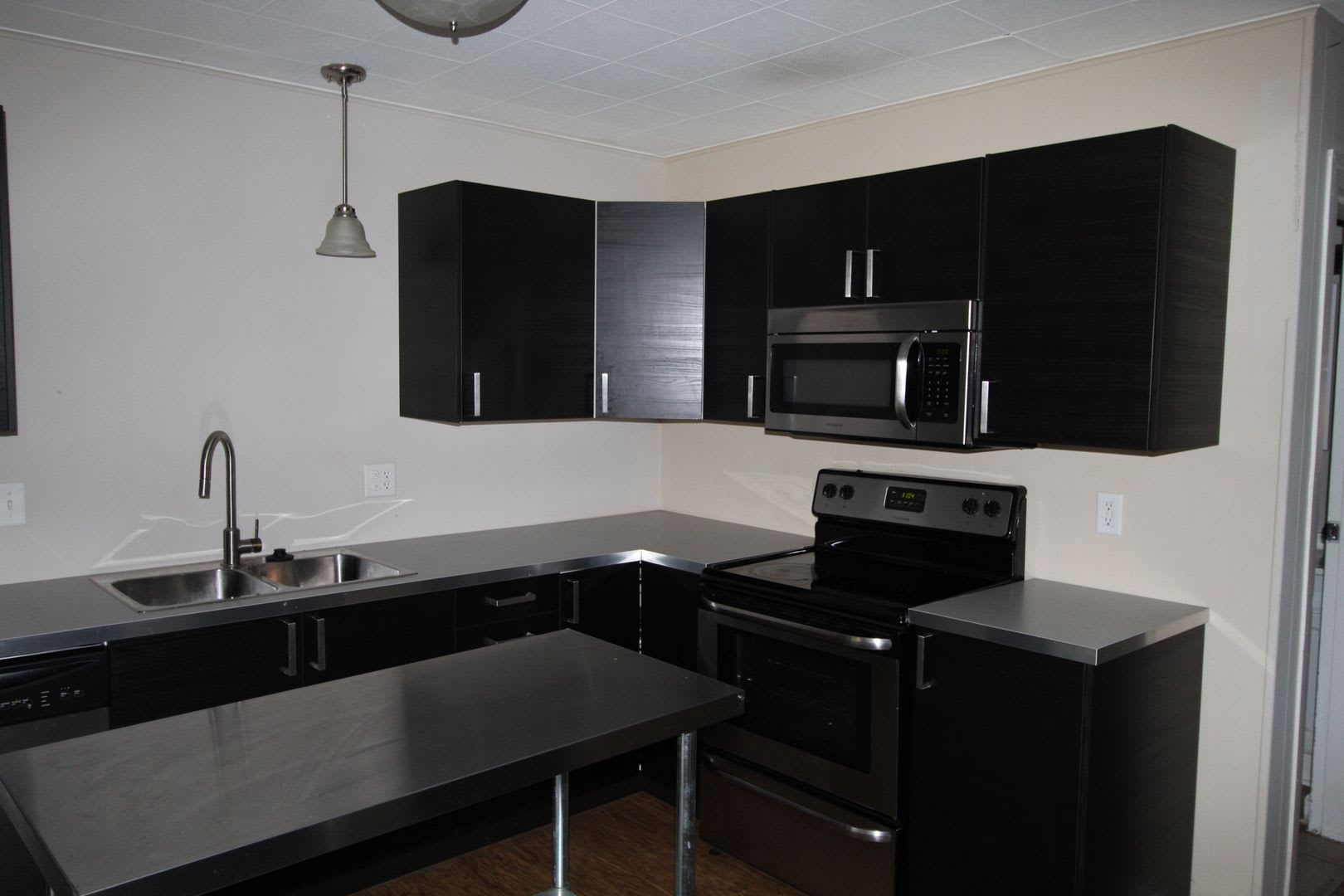 Englewood Drive – photo 2