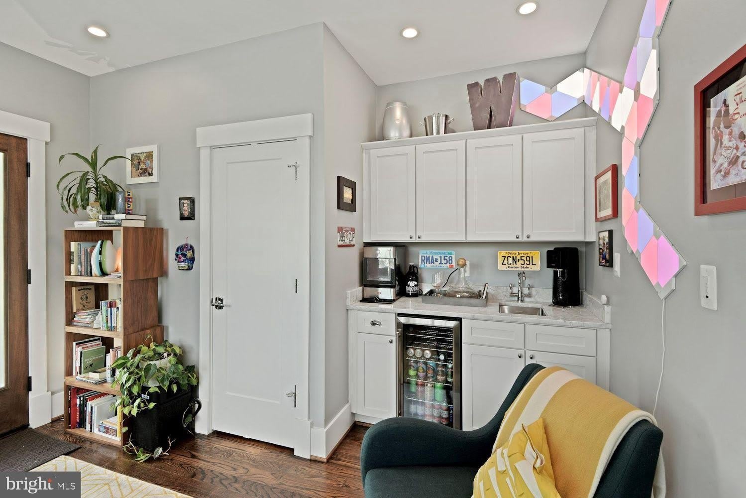 509 FRANKLIN Street NE – photo 5