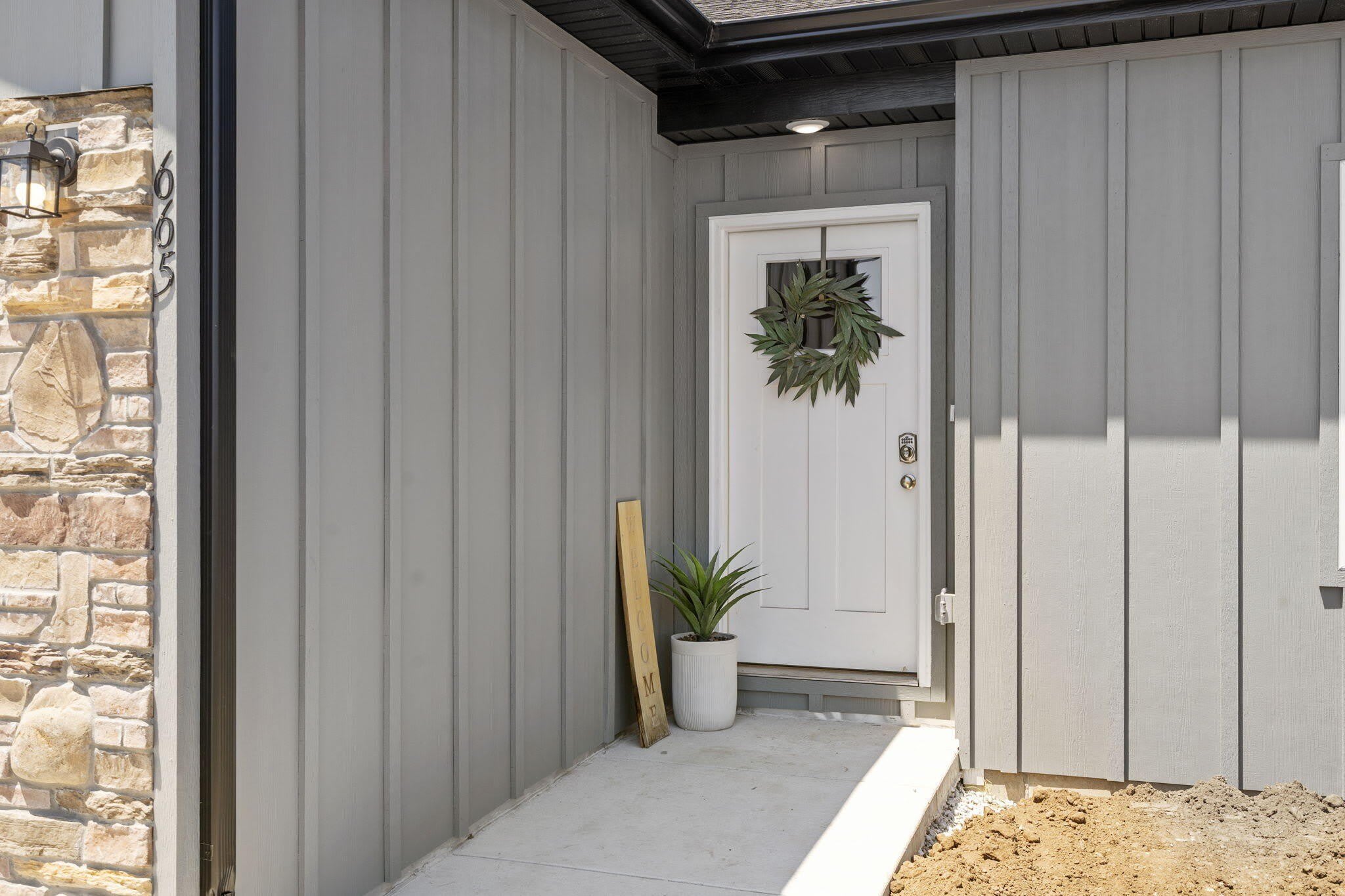 660 W Forest Street – photo 3