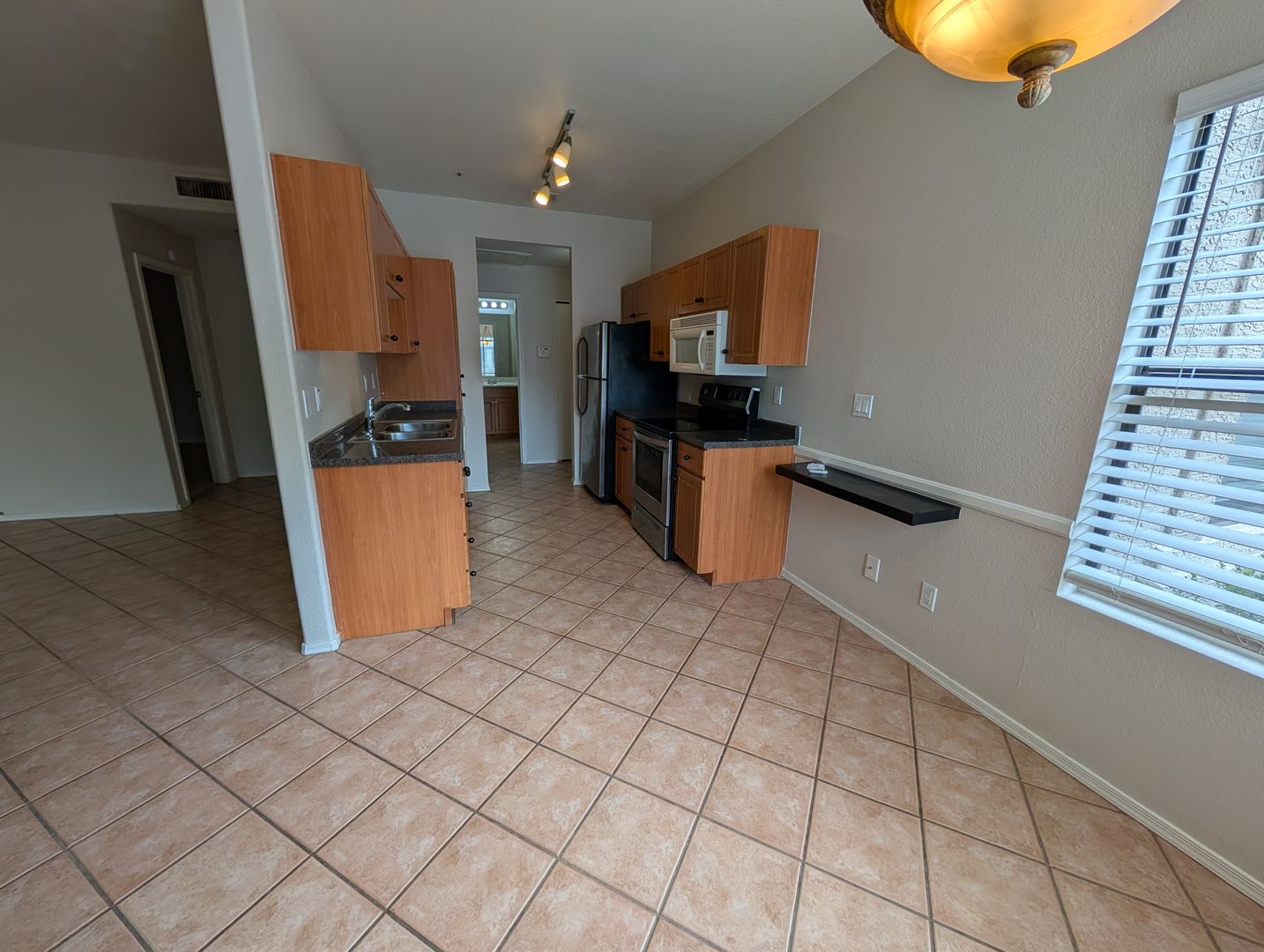 2 Bedroom 2 Bath – photo 4