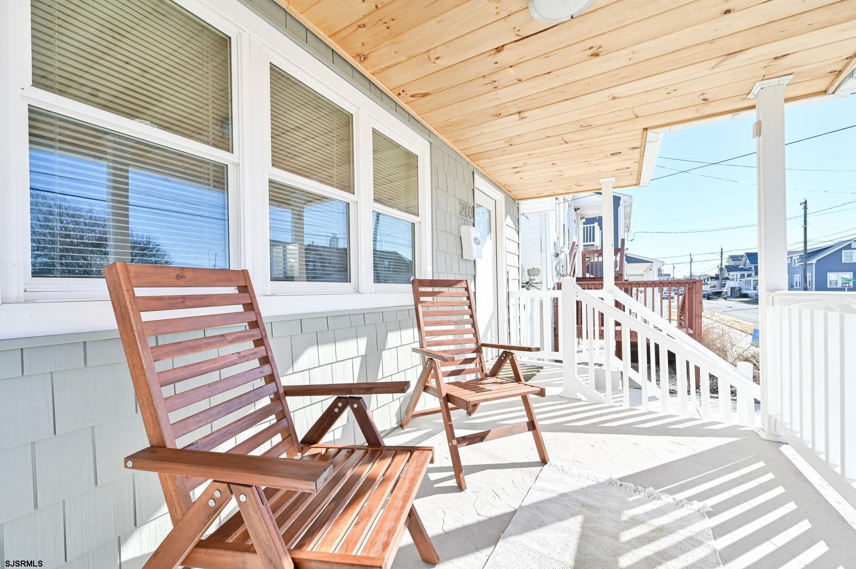 203 N Somerset Ave – photo 4