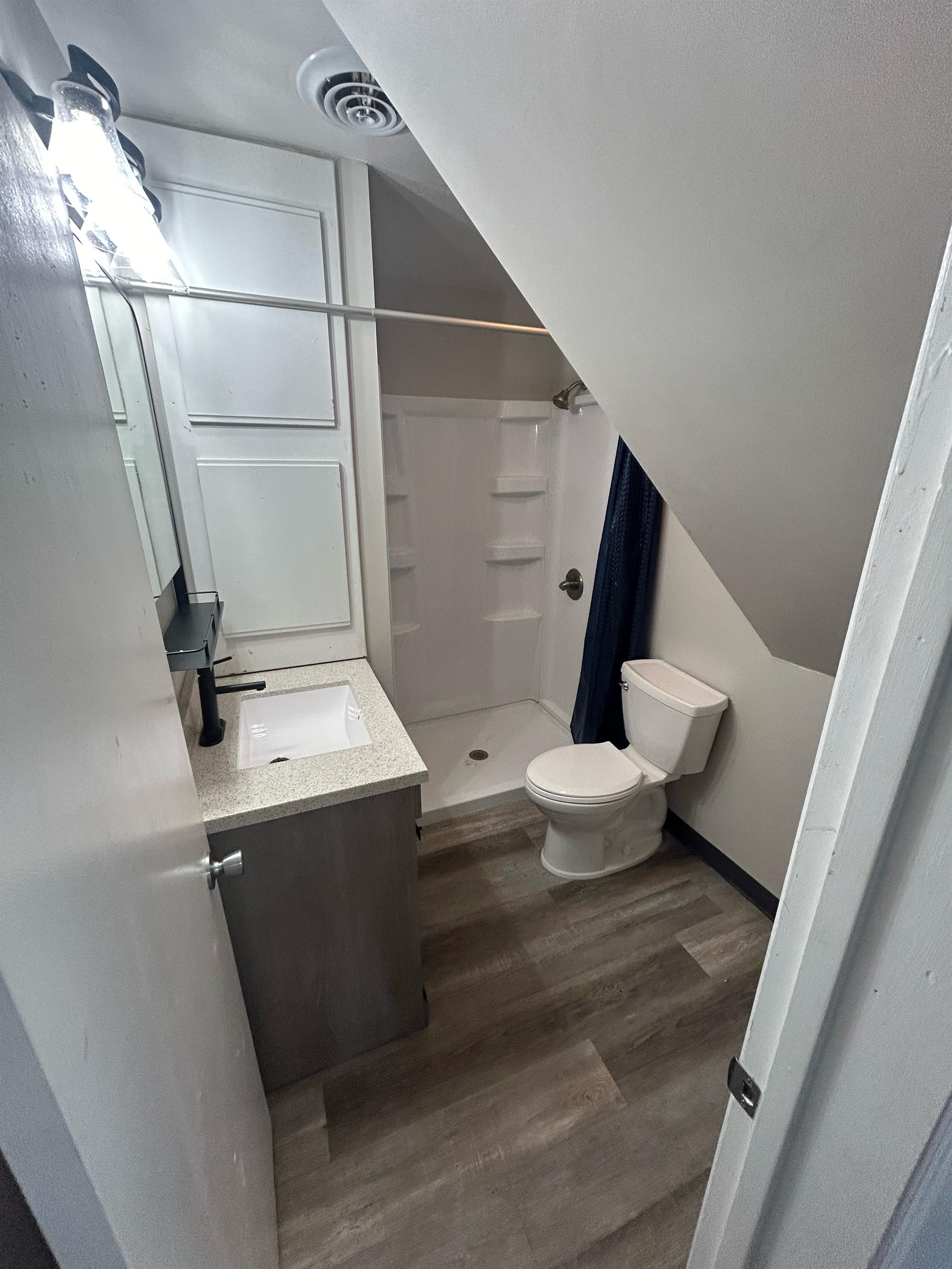 103 East Sangamon Street – photo 2