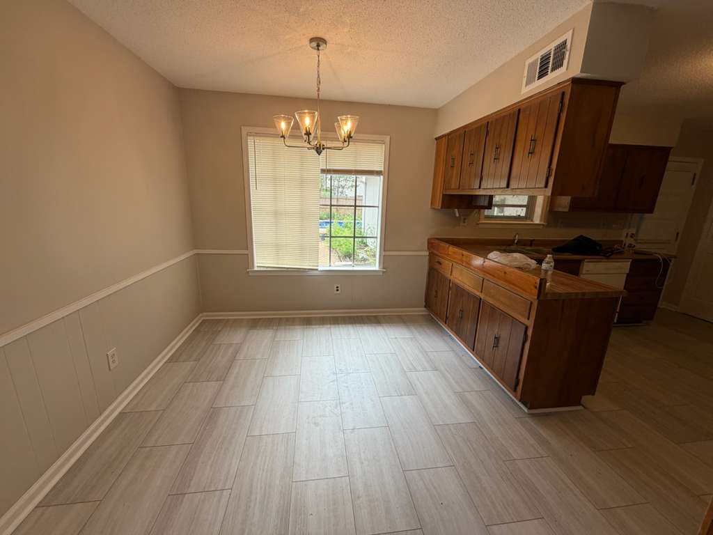 5726 Pinola Avenue – photo 3
