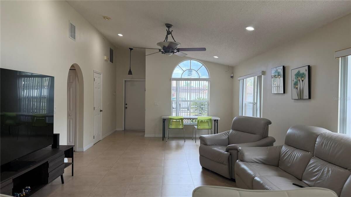 632 Dharma Circle – photo 3