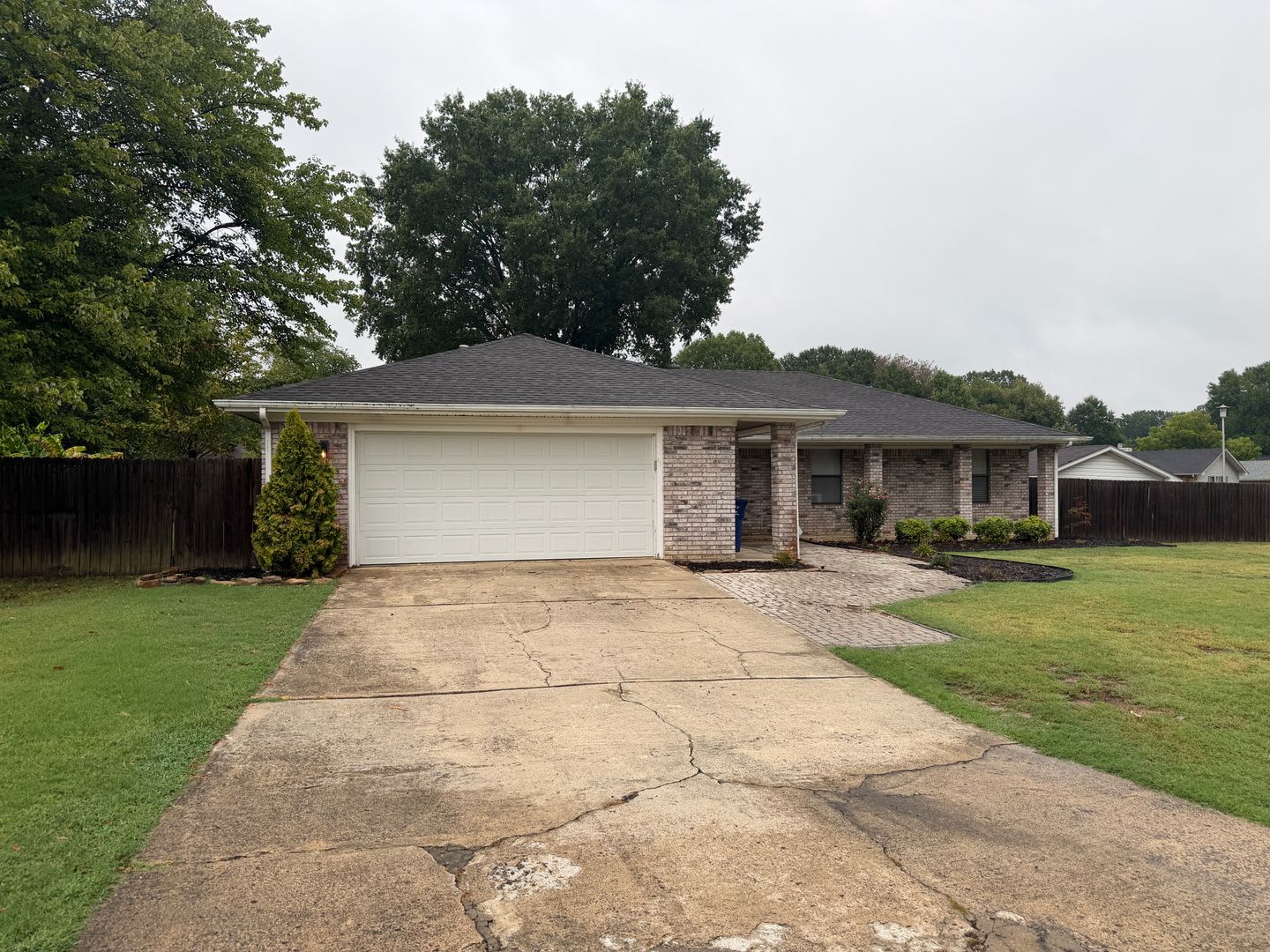 3 Bed 2 Bath Home – photo 2
