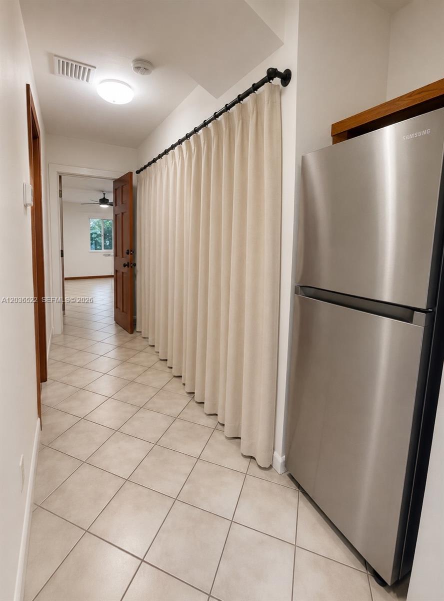 1005 Sw 30th St – photo 3