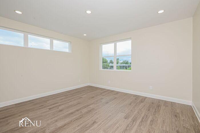 5761 Sofias Circle – photo 4