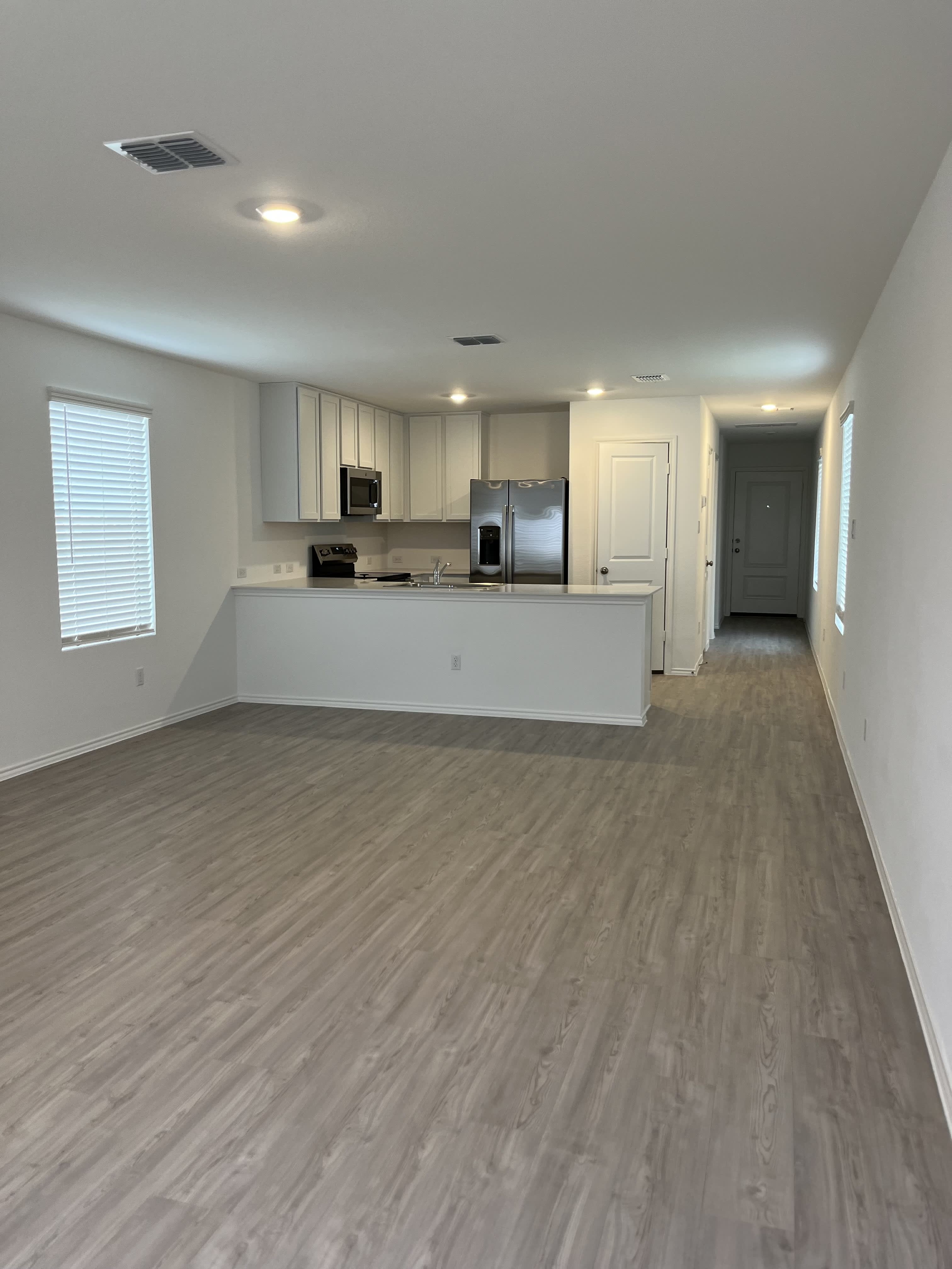 508 Commander Abbott Dr – photo 5