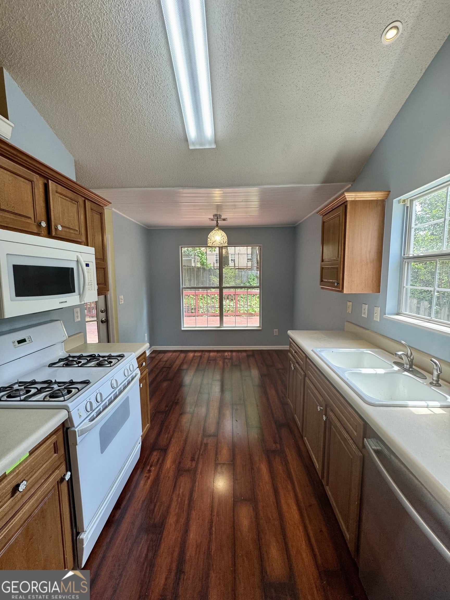 1840 Arborwood Drive – photo 4