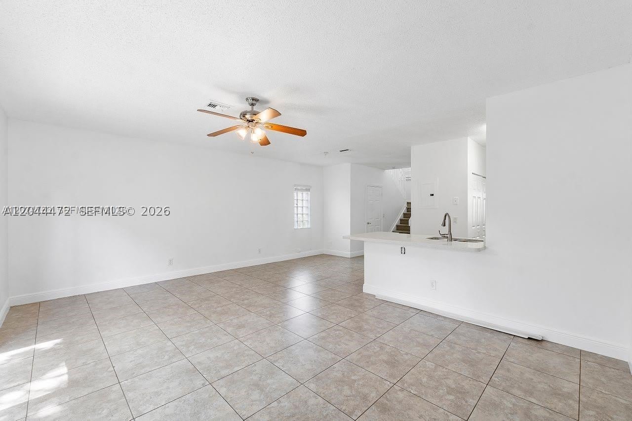 16035 Emerald Cove Rd – photo 2