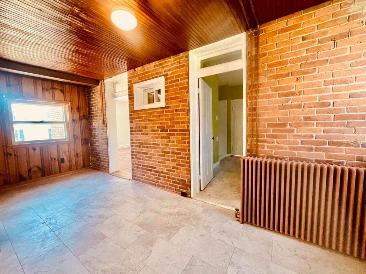 168 Main St – photo 2