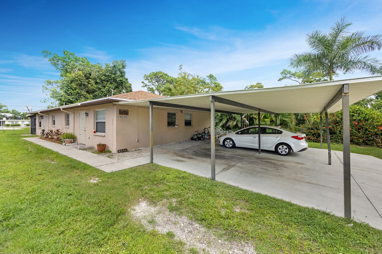 Two Bedroom Duplex in Bonita Springs – photo 3