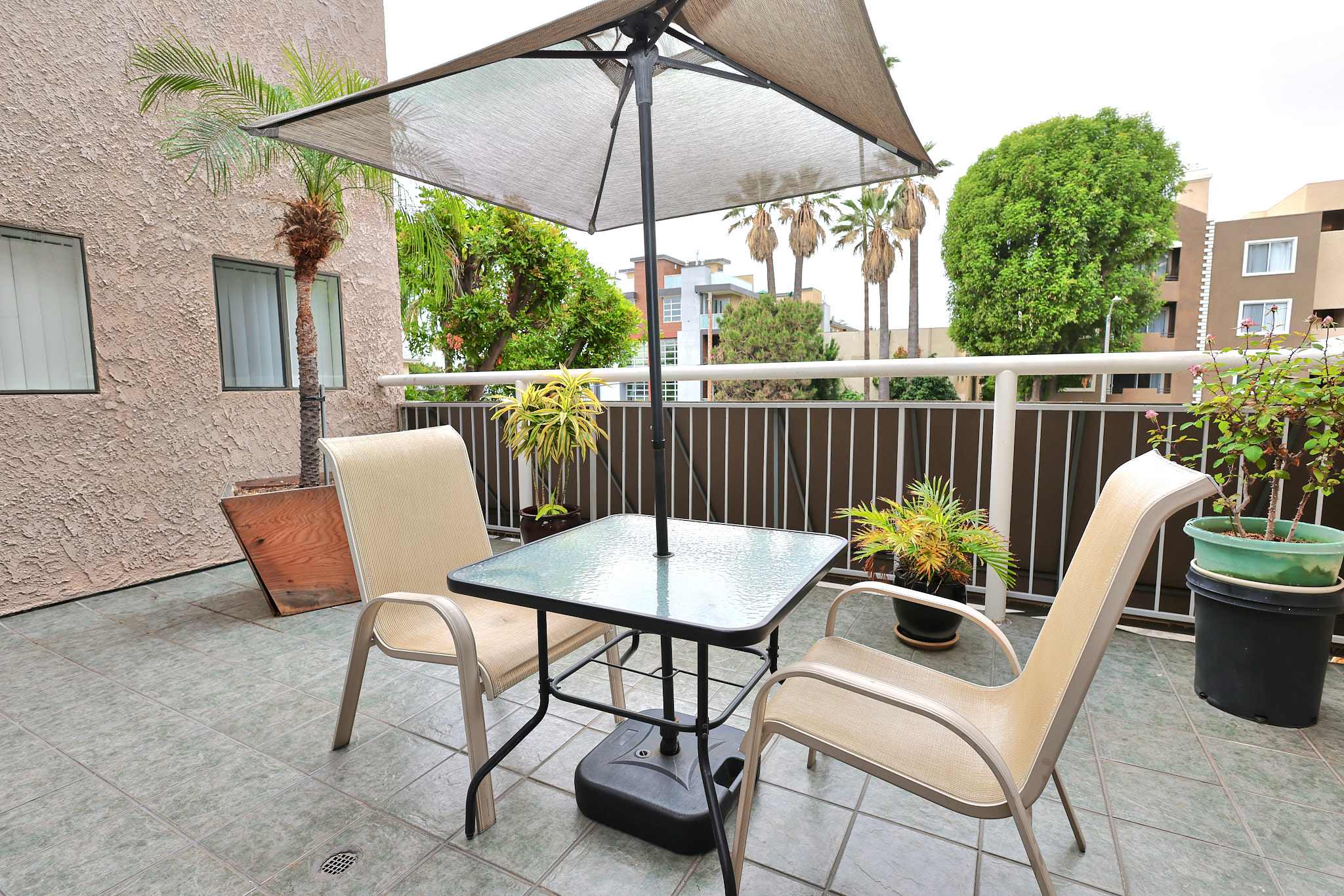 1402 N Alta Vista Blvd – photo 5