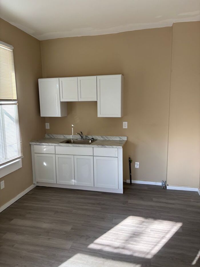 3937 Iowa Avenue – photo 3