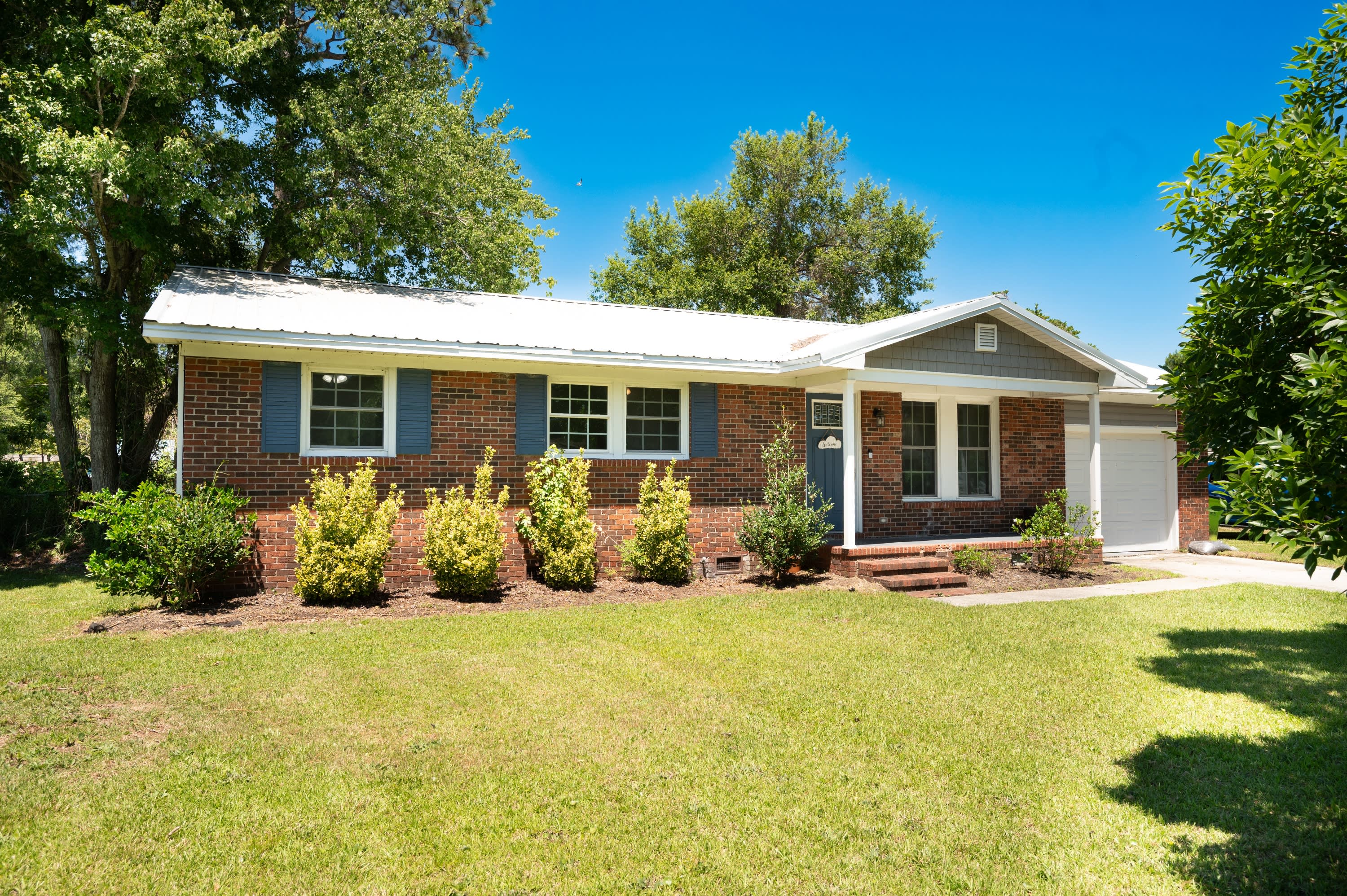 218 Forestview Drive – photo 2