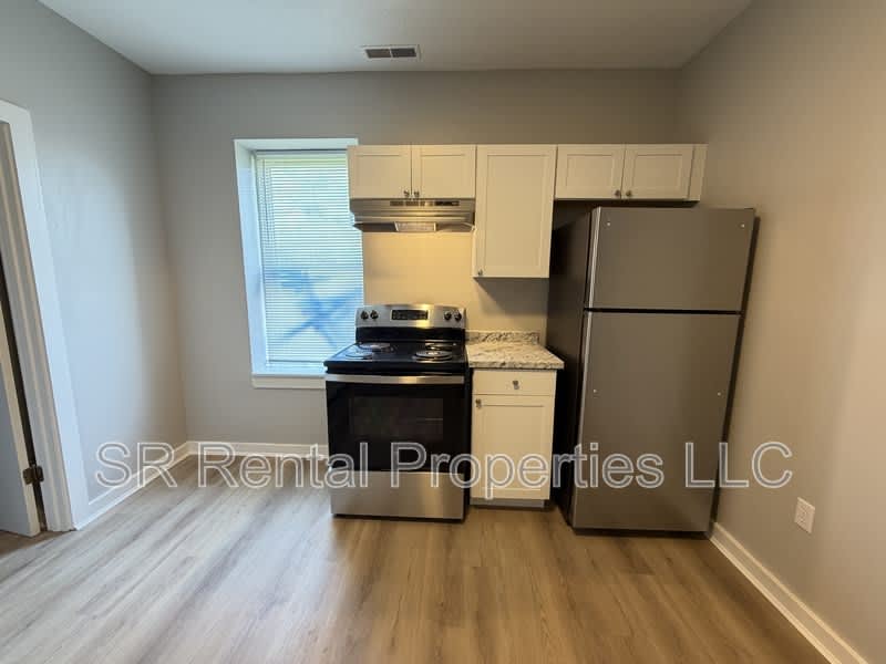 243 S Main St – photo 3